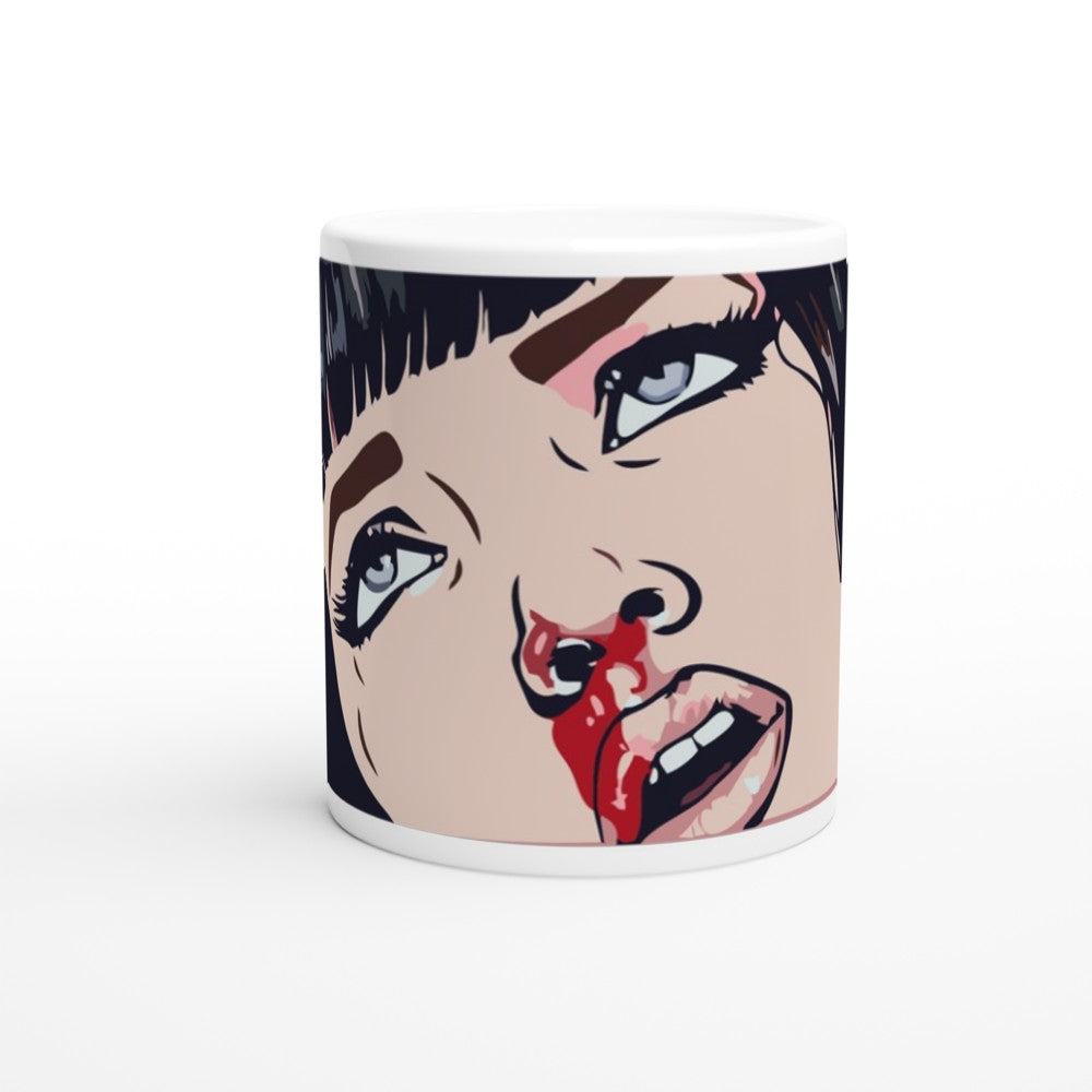 Pulp Fiction Krus – Mia Wallace (Nose Bleed Artwork, Hvid Keramik 330 ml)
