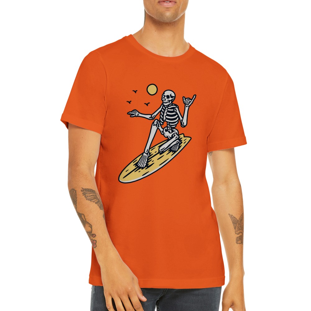 Sjove T-shirts - The Skull Surfer - Premium Unisex T-shirt